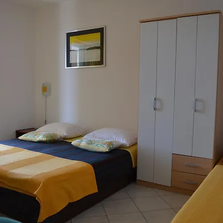 Flavia Apartment